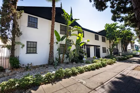 7056 Lanewood Ave, Los Angeles, CA 90028