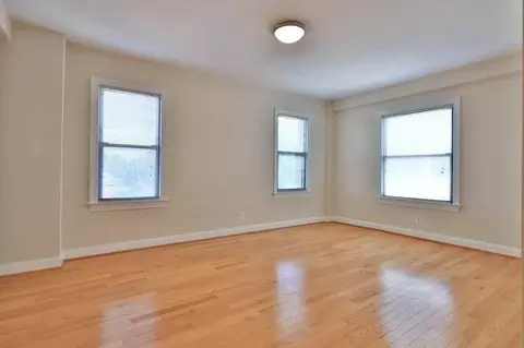 1825 New Hampshire Ave NW, Washington, DC 20009 photo 12