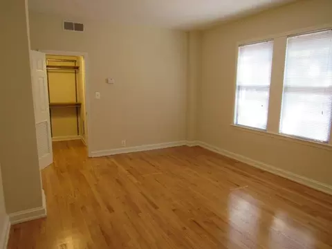 1825 New Hampshire Ave NW, Washington, DC 20009 photo 2
