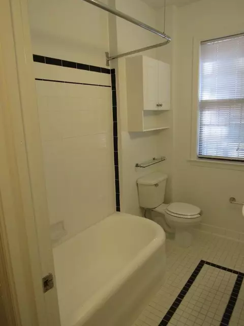 1825 New Hampshire Ave NW, Washington, DC 20009 photo 5