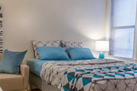 1825 New Hampshire Ave NW, Washington, DC 20009 photo 3