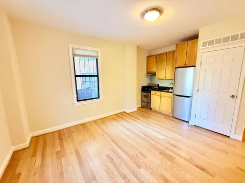 1825 New Hampshire Ave NW, Washington, DC 20009