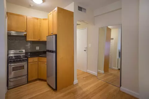 1825 New Hampshire Ave NW, Washington, DC 20009 photo 5