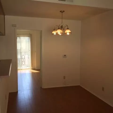 5038 Laurel Canyon Blvd, Valley Village, CA 91607