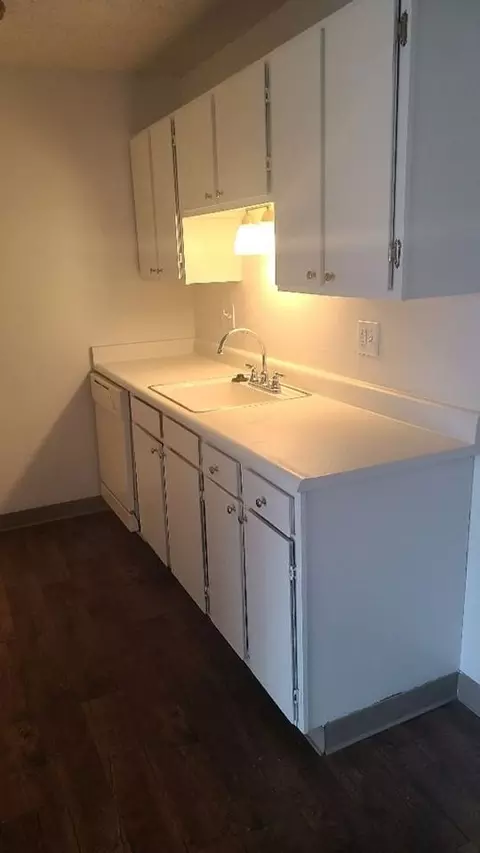 3335 Austin Bluffs Pkwy, Colorado Springs, CO 80918