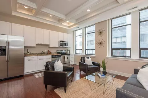 1501 Locust St, Philadelphia, PA 19102