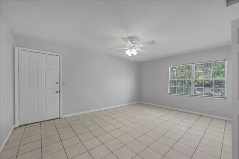 1025 SW 60th Ter, Gainesville, FL 32607 photo 11