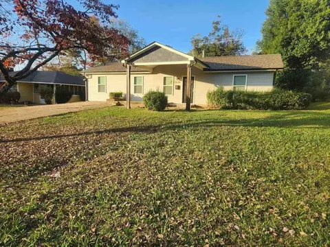 2626 Lasalle St, Charlotte, NC 28216