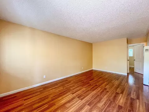 405 Riverside Dr, Napa, CA 94559
