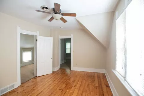 2573 N Bartlett Ave, Milwaukee, WI 53211