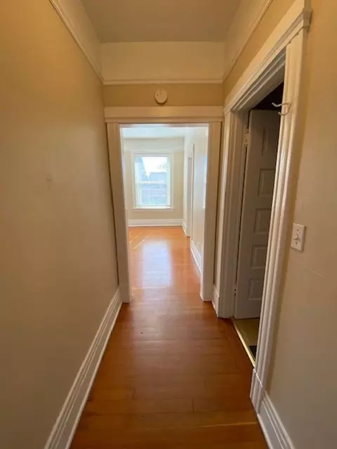 1421 15th Ave, Seattle, WA 98122