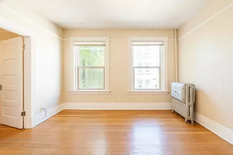 1421 15th Ave, Seattle, WA 98122