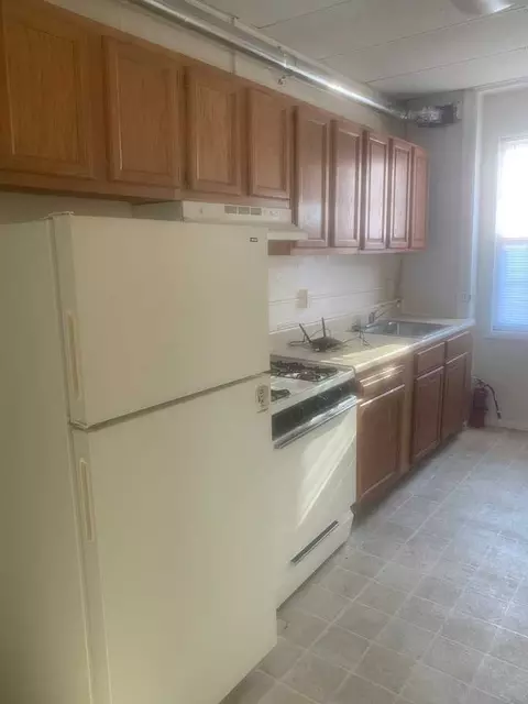 520 S 42nd St, Philadelphia, PA 19104
