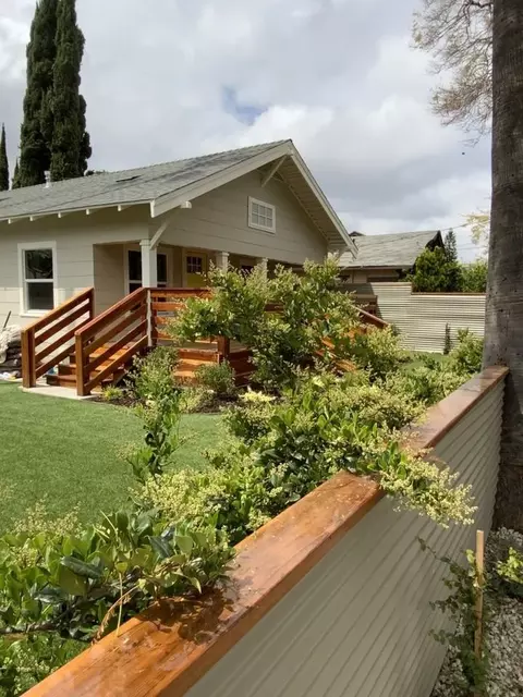 1515 Myra Ave, Los Angeles, CA 90027