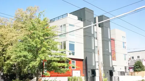200 10th Ave E, Seattle, WA 98102