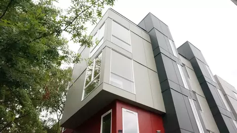200 10th Ave E, Seattle, WA 98102 photo 2