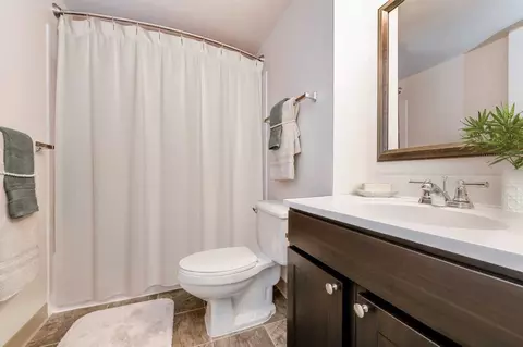 222 N Charles St, Baltimore, MD 21201 photo 26