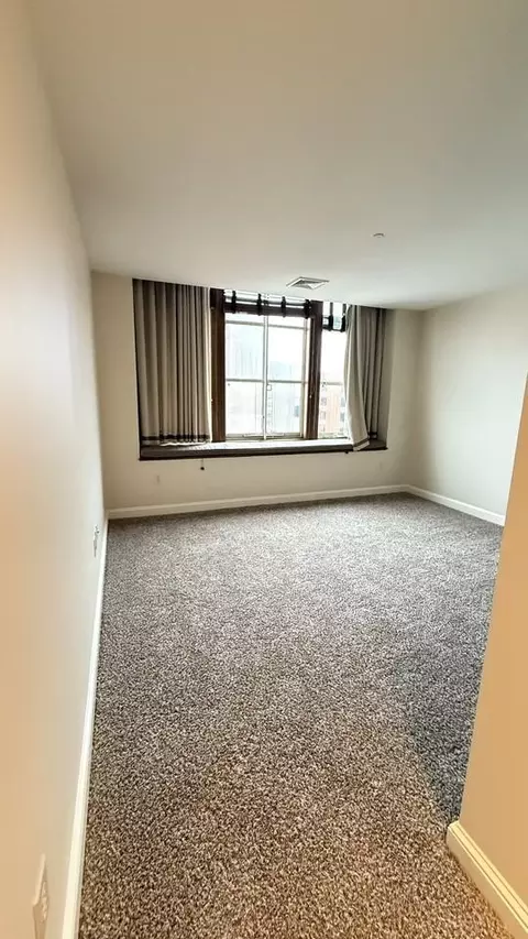 222 N Charles St, Baltimore, MD 21201 photo 37