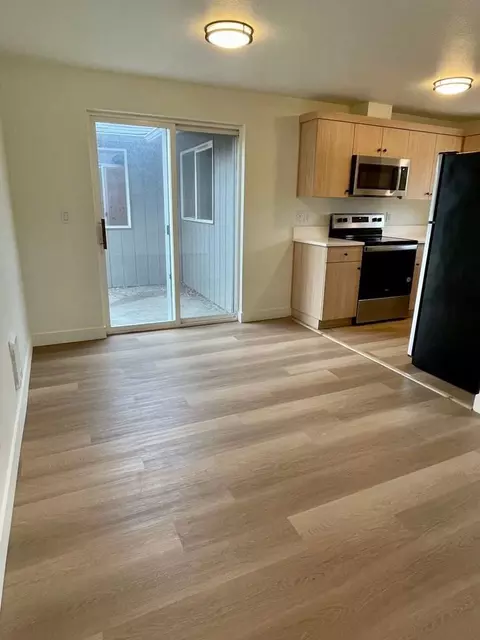 2065 NW Hill St, Bend, OR 97703