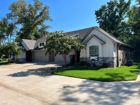 2525 Roy Rd, Tyler, TX 75707