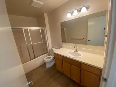 3050 W 17th Ave, Eugene, OR 97402 photo 8