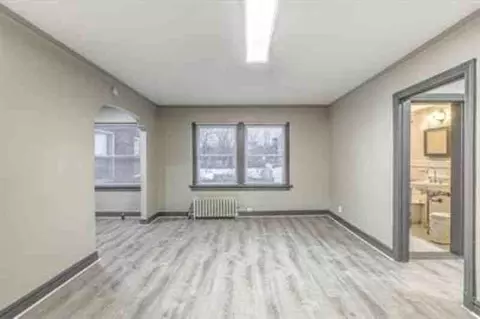 807 Clara Ave, Saint Louis, MO 63112