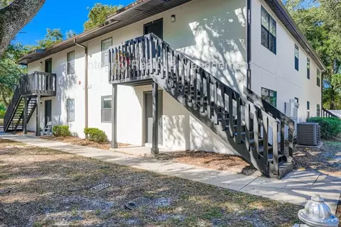 49 College Dr, Orange Park, FL 32065