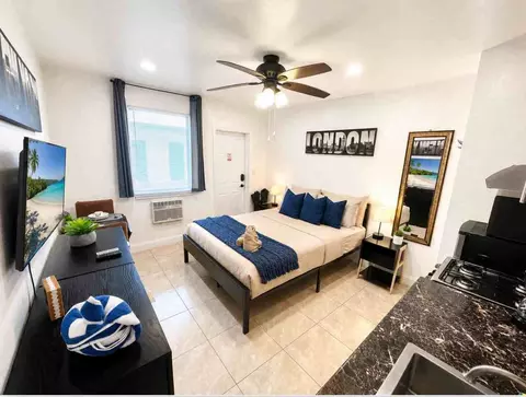 338 Van Buren St, Hollywood, FL 33019