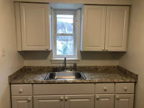 1567 Clark St, Wilkinsburg, PA 15221