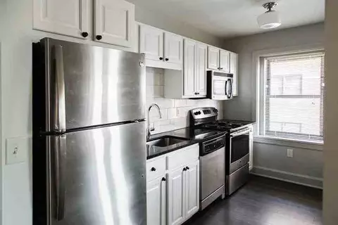 525 E Armour Blvd, Kansas City, MO 64109