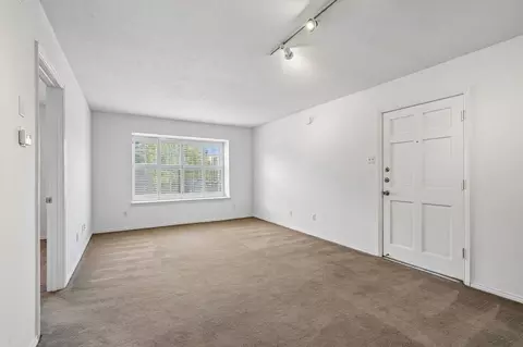4320 Travis St, Dallas, TX 75205