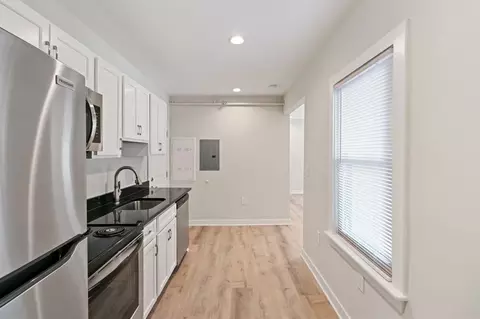 315 E 11 Mile Rd, Royal Oak, MI 48067