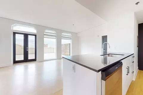 3560 Broadway Blvd, Kansas City, MO 64111