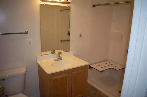 705 Compass Rd, Middle River, MD 21220 photo 9