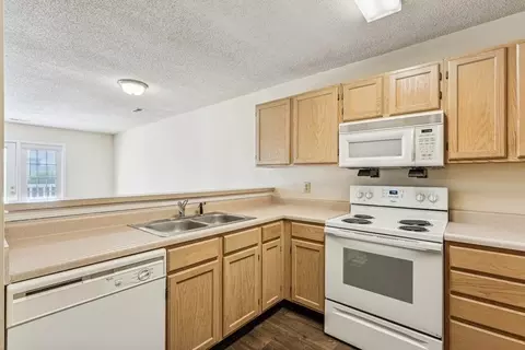 2590 Woodland Ave, New Bern, NC 28562 photo 4