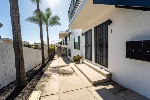 4062 49th St, San Diego, CA 92105