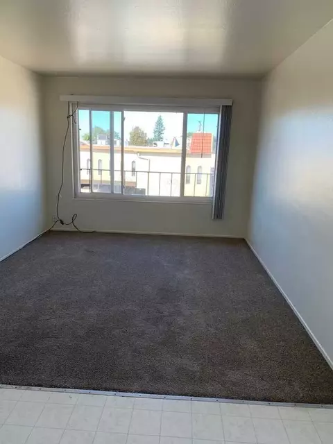 65 Hemlock Ave, Redwood City, CA 94061