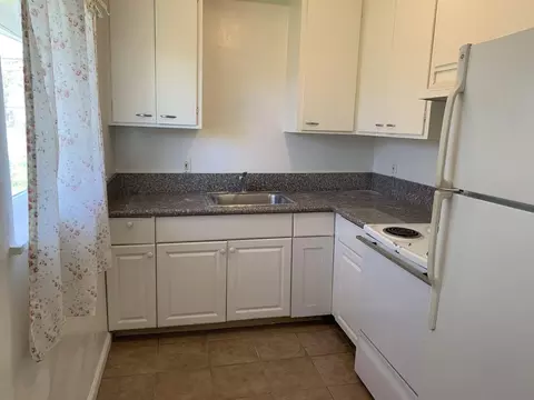 1701 San Joaquin St, Richmond, CA 94804