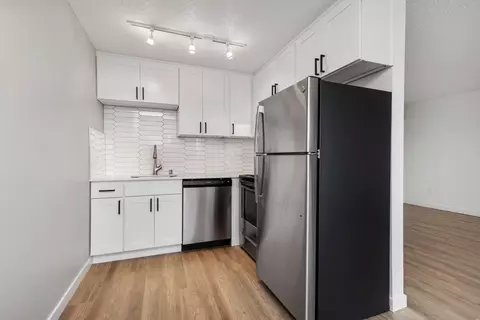 962 Sunset Blvd NE, Renton, WA 98056