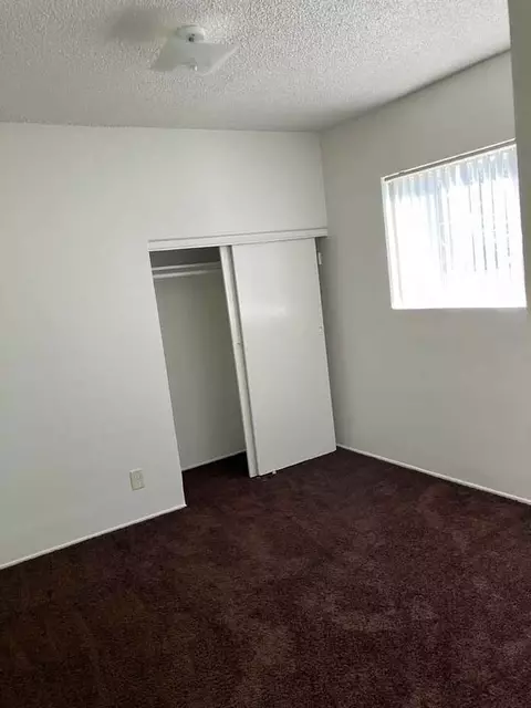 3130 Euclid Ave, Lynwood, CA 90262