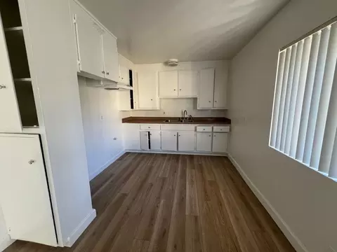 3130 Euclid Ave, Lynwood, CA 90262
