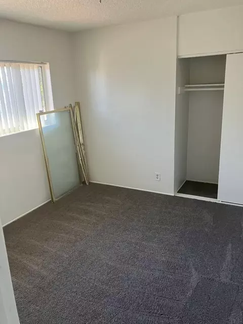 3130 Euclid Ave, Lynwood, CA 90262