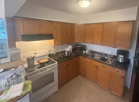 6080 N Dixie Hwy, Boca Raton, FL 33487