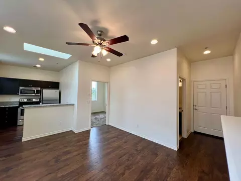 4720 NE Glisan St, Portland, OR 97213