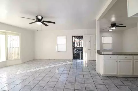2816 W Vernon Ave, Los Angeles, CA 90008