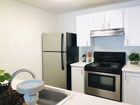 11300 3rd Ave NE, Seattle, WA 98125
