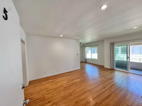 3345 Mentone Ave, Los Angeles, CA 90034