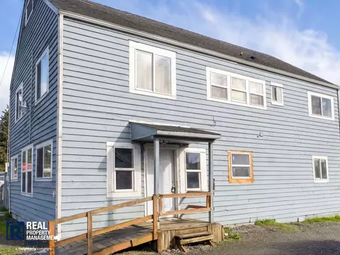 204 128th St S, Parkland, WA 98444