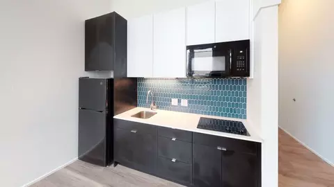 1103 Summit Ave, Seattle, WA 98101
