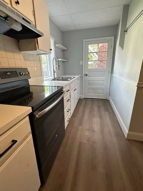565 W Market St, York, PA 17401